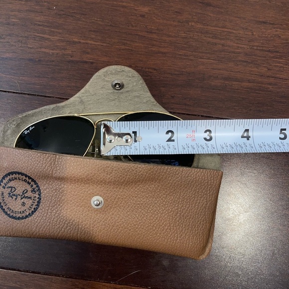 vintage 1980s Ray-Ban Gold Frame aviator Sunglasses - Picture 12 of 14